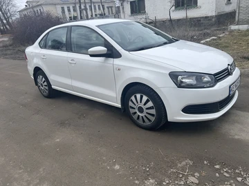 Авто Volkswagen Polo 2012 № 8674729