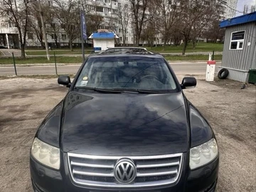 Авто Volkswagen Touareg 2004 № 8674853