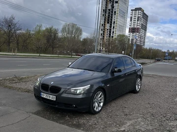 Авто BMW 5 Серия 2004 № 8674915