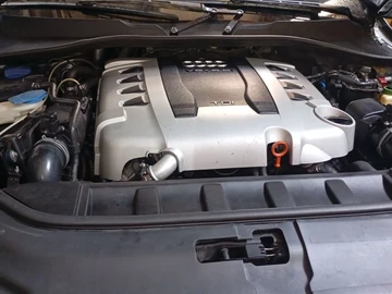 Авто Audi Q7 2007 № 8674956