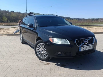 Авто Volvo V70 2009 № 8675170