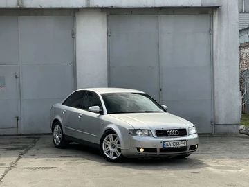 Авто Audi A4 2001 № 8675411