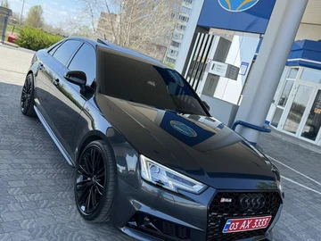 Авто Audi A4 2018 № 8675421