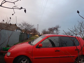 Авто Volkswagen Polo 1999 № 8675451