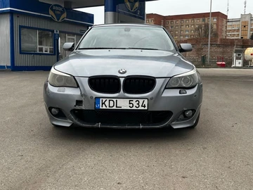 Авто BMW 5 Серия 2004 № 8675466