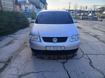 Авто Volkswagen Touran 2004 № 8675493