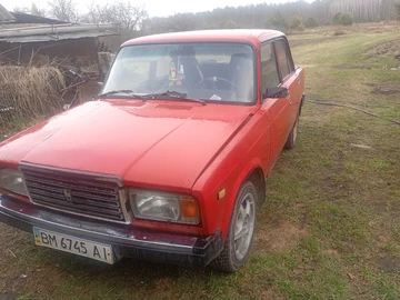 Авто ВАЗ 2107 1995 № 8675698