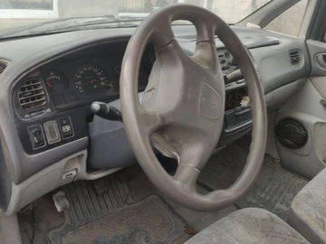 Авто Mitsubishi Delica 1999 № 8675857