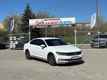 Авто Volkswagen Passat Sedan 2017 № 8675899