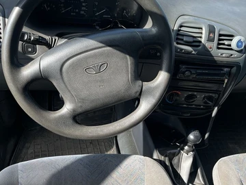 Авто Daewoo Nubira 1998 № 8675945