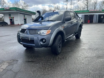 Авто Mitsubishi L 200 2007 № 8676093