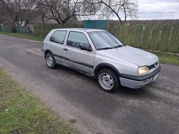 Авто Volkswagen Golf 1997 № 8676165