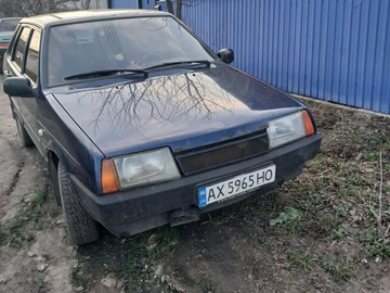 Авто ВАЗ 21099 2004 № 8676399