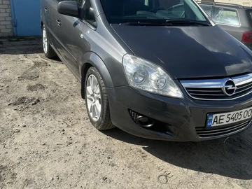 Авто Opel Zafira 2010 № 8676407