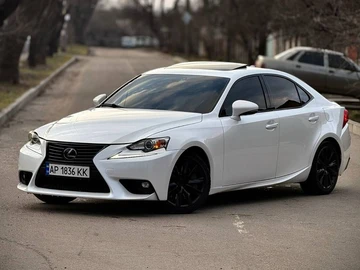 Авто Lexus Is Серія 2016 № 8676477
