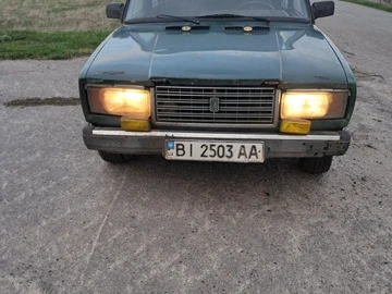 Авто ВАЗ 2107 1986 № 8677043
