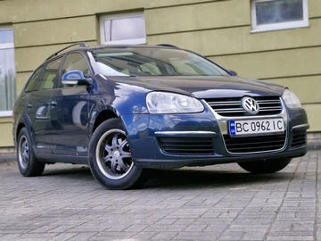 Авто Volkswagen Golf 2009 № 8677392