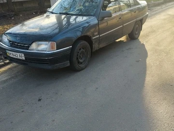 Авто Opel Omega 1992 № 8677399