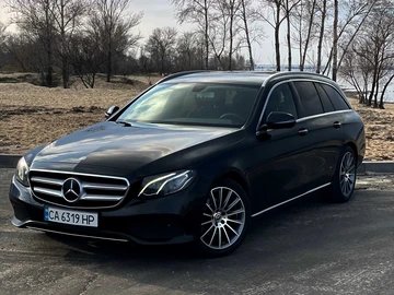 Авто Mercedes 220 2016 № 8677673