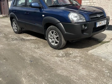 Авто Hyundai Tucson 2004 № 8677714