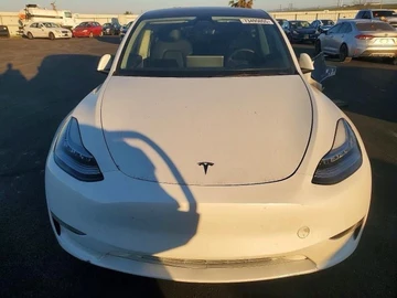 Авто Tesla Roadster 2022 № 8677776