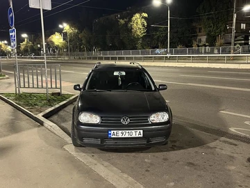 Авто Volkswagen Golf 2003 № 8677829
