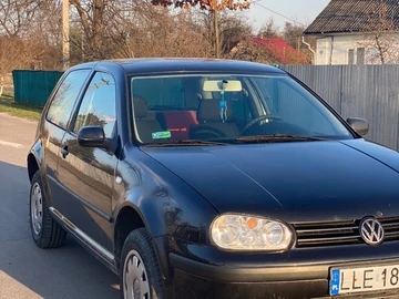Авто Volkswagen Golf 2001 № 8677861