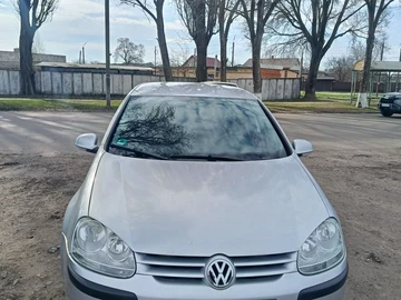 Авто Volkswagen Golf 2005 № 8677874