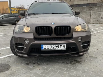 Авто BMW X5 2010 № 8677878