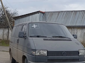 Авто Volkswagen Transporter 1994 № 8677882