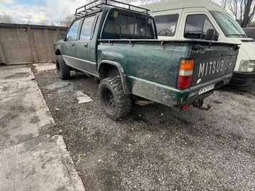Авто Mitsubishi L 200 1999 № 8677937