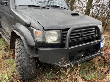 Авто Mitsubishi Pajero 1996 № 8678049