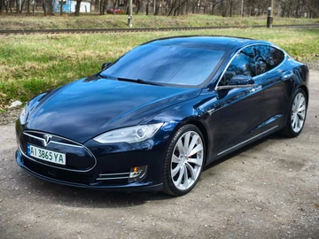 Авто Tesla Model S 2015 № 8678166