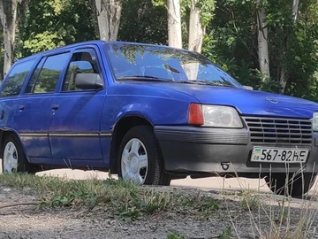 Авто Opel Kadett 1988 № 8678469