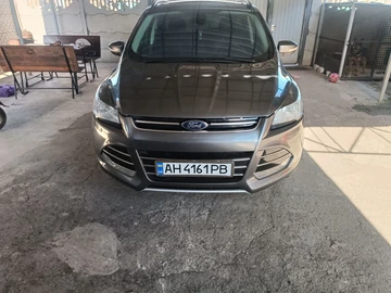 Авто Ford Escape 2013 № 8678634