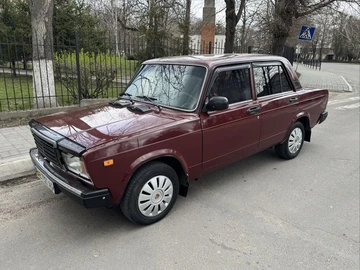 Авто ВАЗ 2107 2007 № 8678838