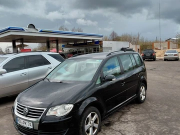 Авто Volkswagen Touran 2008 № 8678851