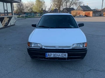 Авто Mazda 323 1993 № 8678890