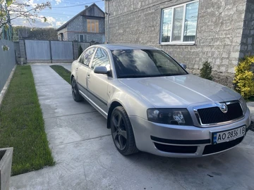 Авто Skoda Superb 2006 № 8678901