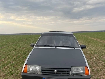 Авто ВАЗ 2109 1992 № 8679120