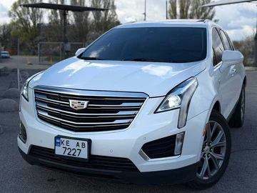 Авто Cadillac Xt5 2018 № 8679140