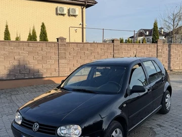 Авто Volkswagen Golf 1999 № 8679240