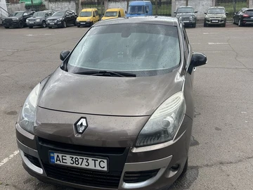 Авто Renault Scenic Iii 2011 № 8679466