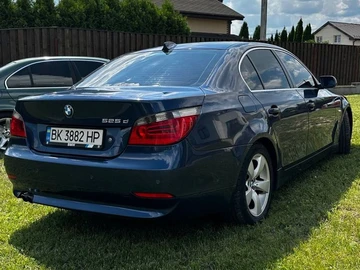 Авто BMW 5 Серия 2004 № 8679493
