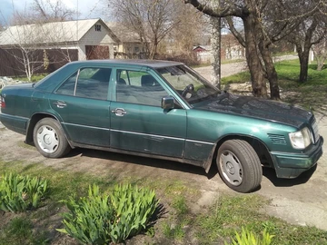 Авто Mercedes E Серия 1993 № 8679554