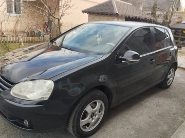 Авто Volkswagen Golf 2004 № 8679575
