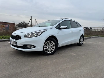Авто KIA Cee X27 D 2013 № 8679606
