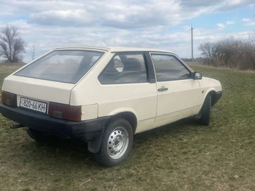 Авто ВАЗ 21083 1986 № 8679641