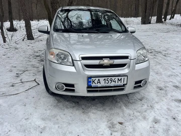Авто Chevrolet Aveo 2000 № 8679665