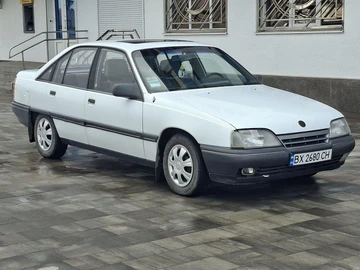 Авто Opel Omega 1988 № 8679872